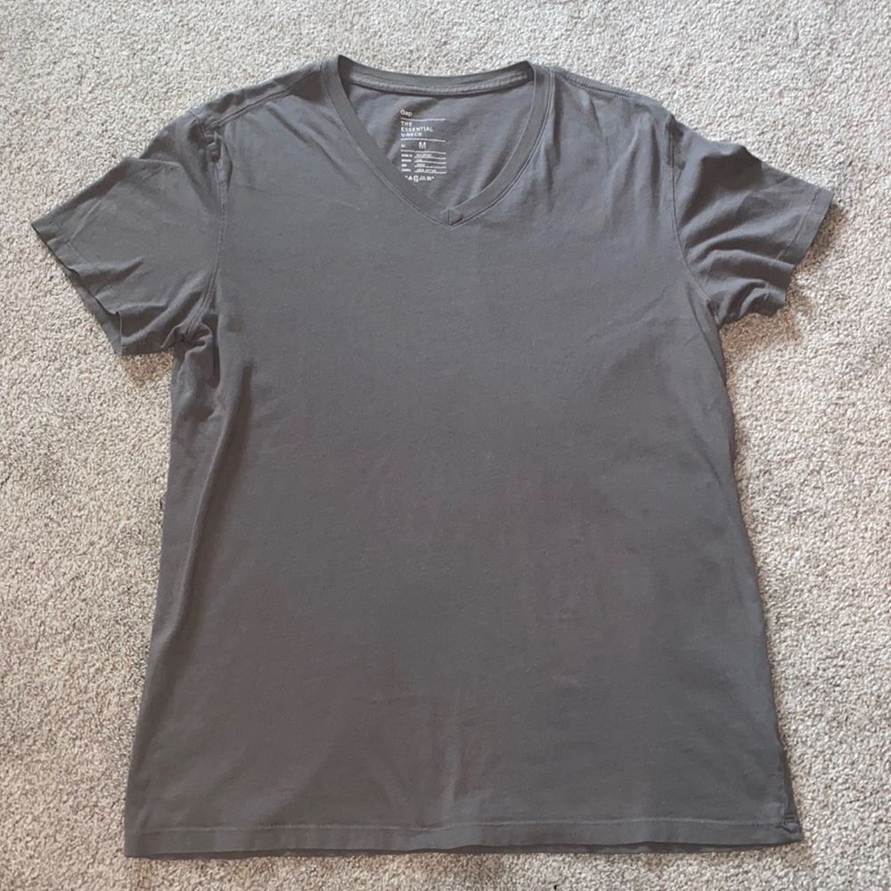 Gap The Essential V-Neck T-Shirt